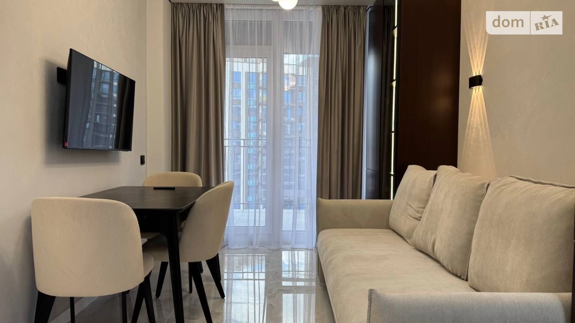 Продается 2-комнатная квартира 42 кв. м в Ивано-Франковске, ул. Юліана Пелеша(Крайковского) - фото 4