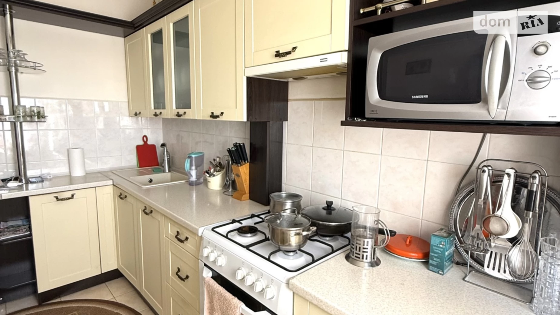 Продается 3-комнатная квартира 65.3 кв. м в Ужгороде, ул. Героев 128-й бригады(8-го Марта), 31 - фото 4