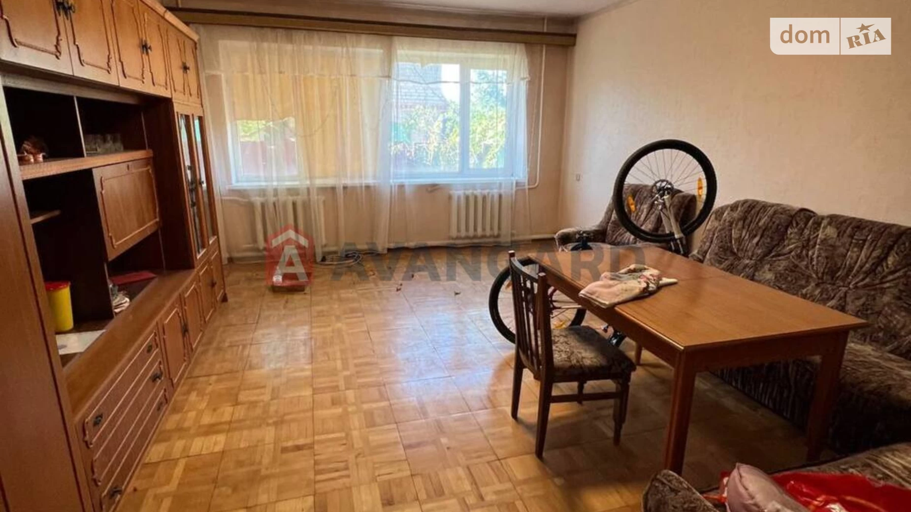 Продается дом на 2 этажа 275 кв. м с гаражом, цена: 47000 $ - фото 2