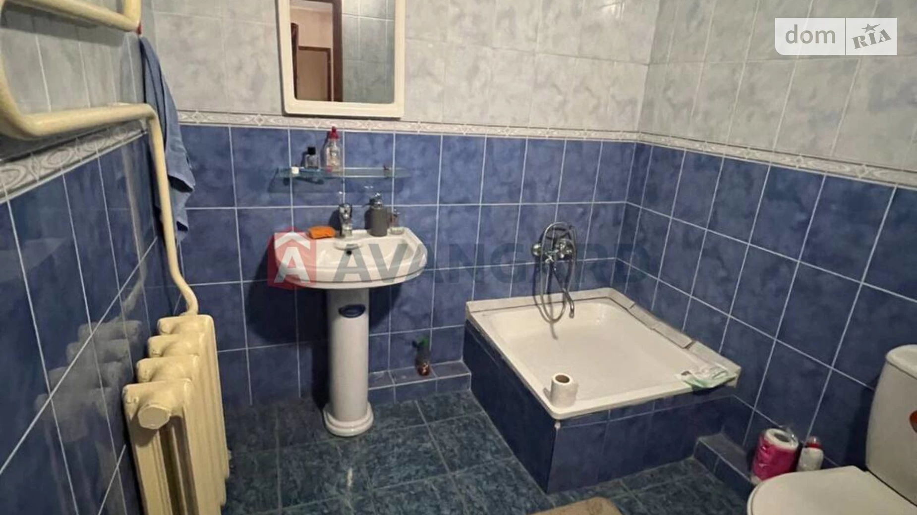 Продается дом на 2 этажа 275 кв. м с гаражом, цена: 47000 $ - фото 4