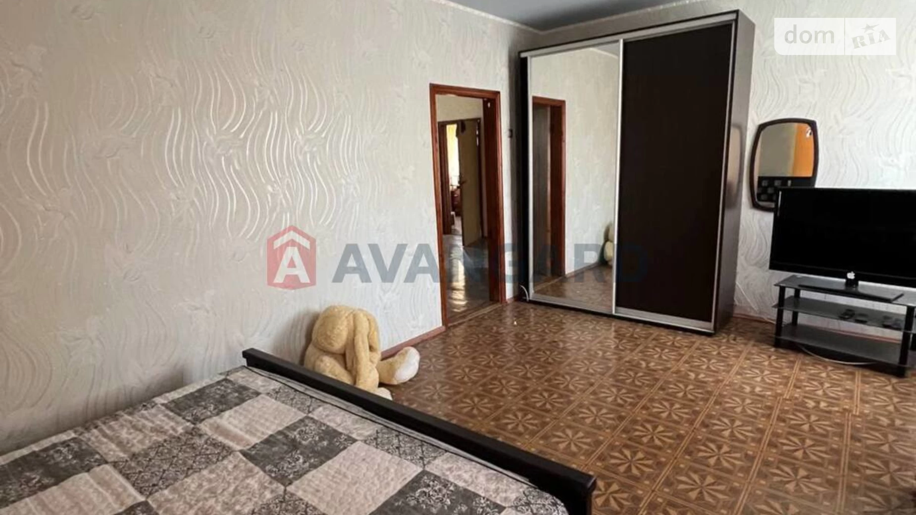 Продается дом на 2 этажа 275 кв. м с гаражом, цена: 47000 $ - фото 5