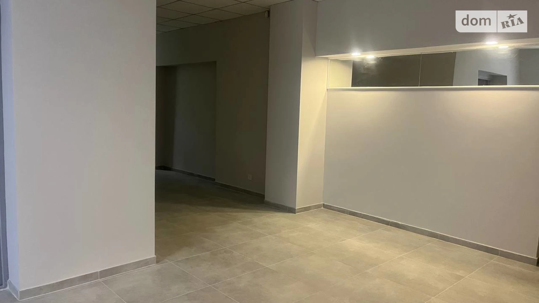 Сдается в аренду помещения свободного назначения 150 кв. м в 10-этажном здании, цена: 650 $ - фото 3