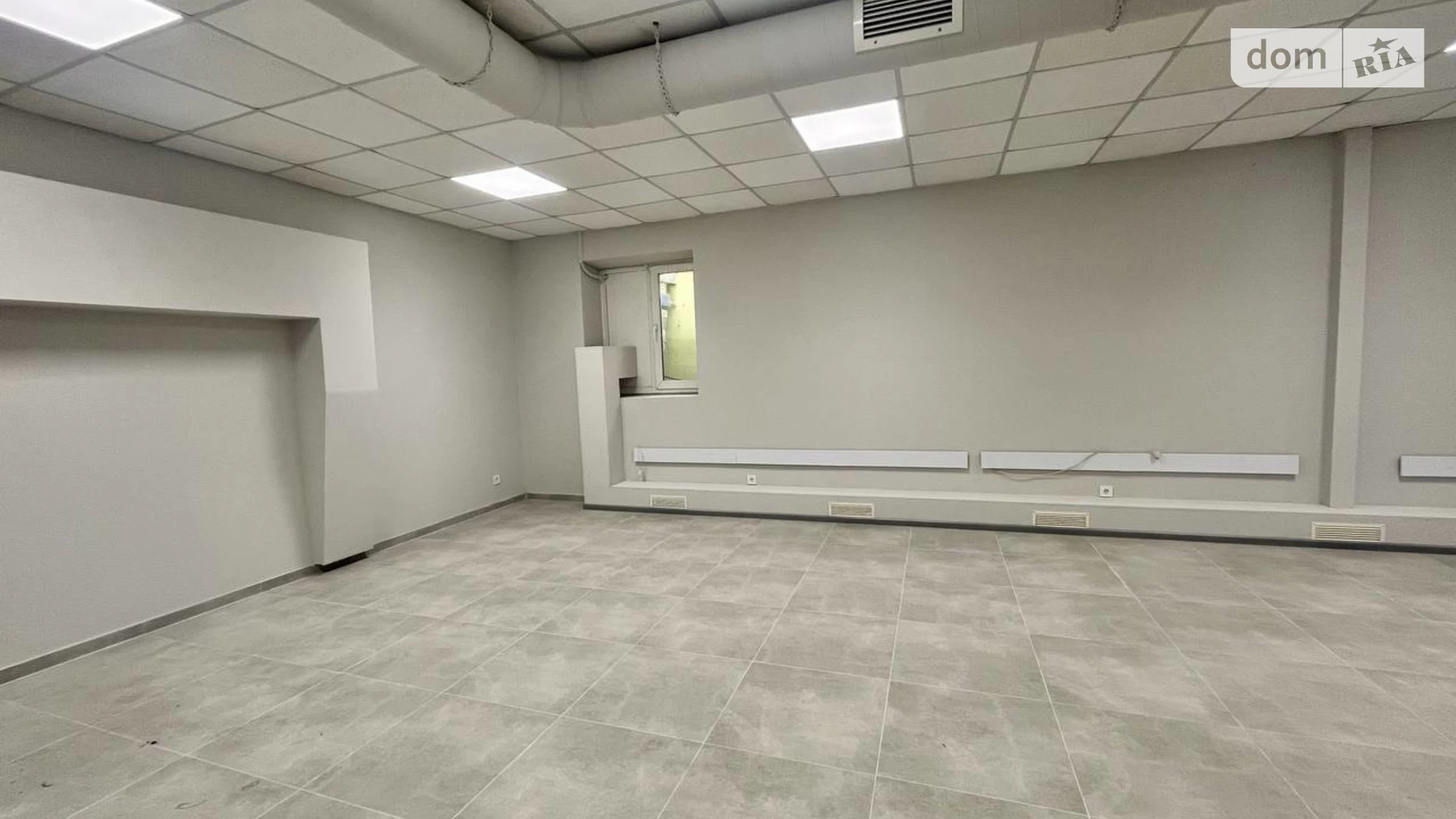 Сдается в аренду помещения свободного назначения 150 кв. м в 10-этажном здании, цена: 650 $ - фото 4