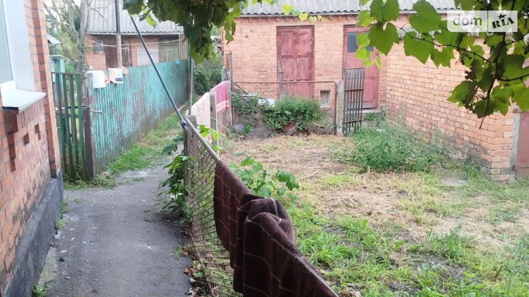 Продается одноэтажный дом 64 кв. м с бассейном, цена: 76000 $ - фото 2