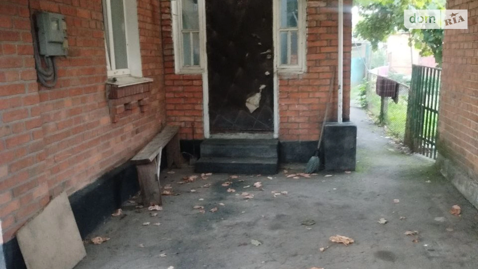 Продается одноэтажный дом 64 кв. м с бассейном, цена: 76000 $ - фото 3