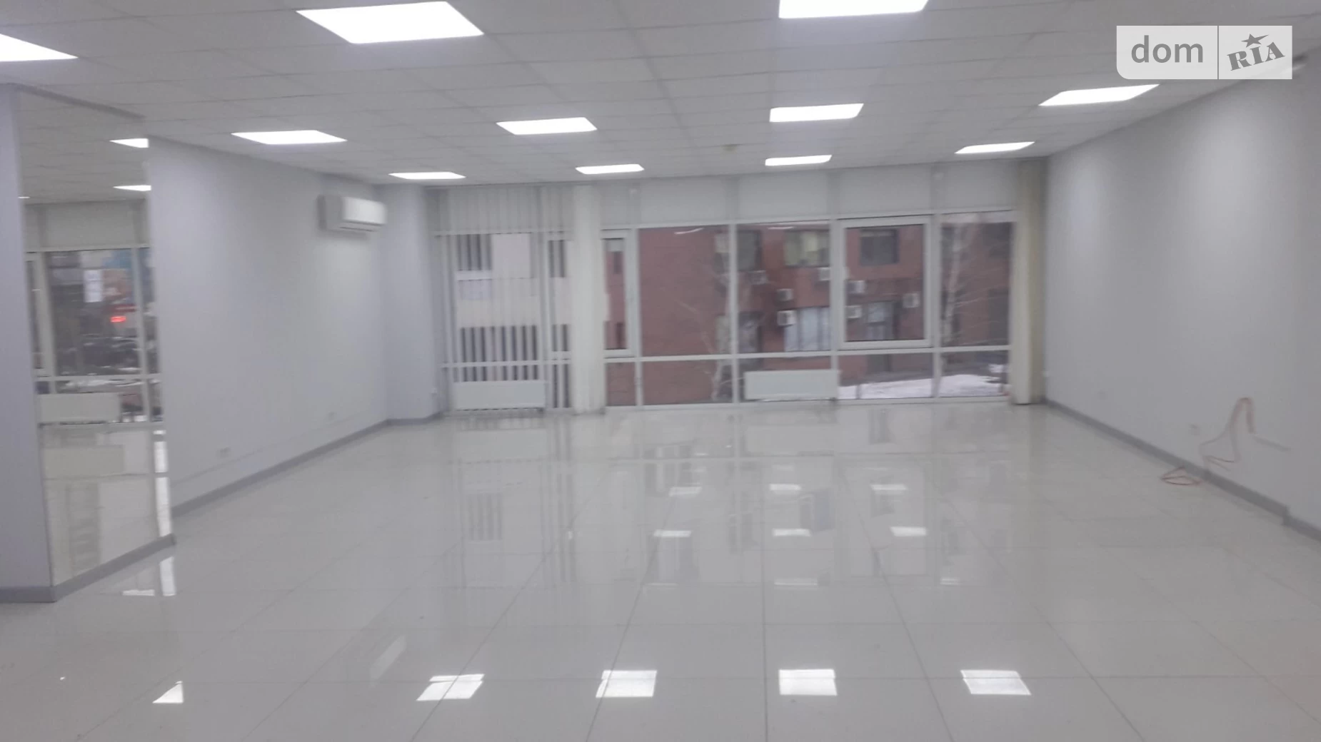 Продается офис 1158 кв. м в бизнес-центре, цена: 1331700 $ - фото 4