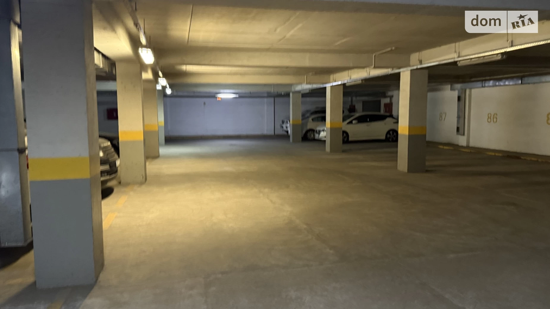 Продается подземный паркинг под легковое авто на 15 кв. м, цена: 19000 $ - фото 2