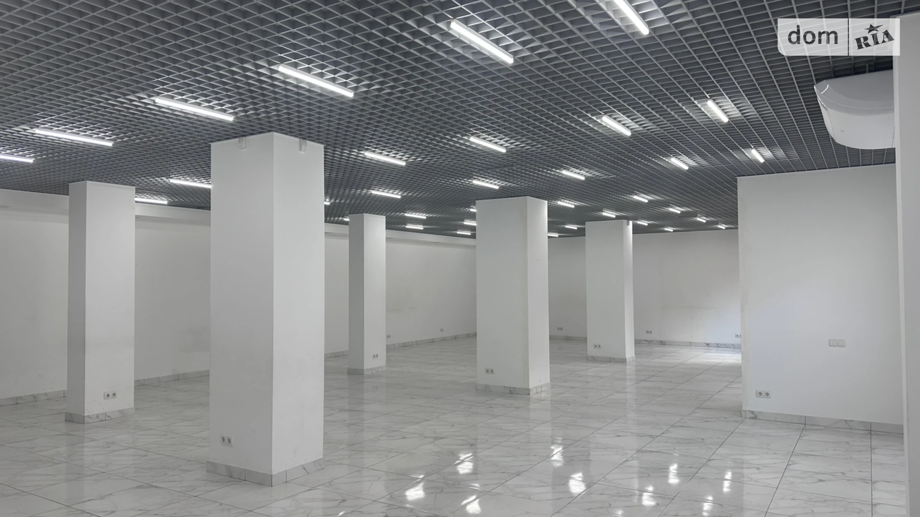 Сдается в аренду офис 207 кв. м в бизнес-центре, цена: 2000 $ - фото 5