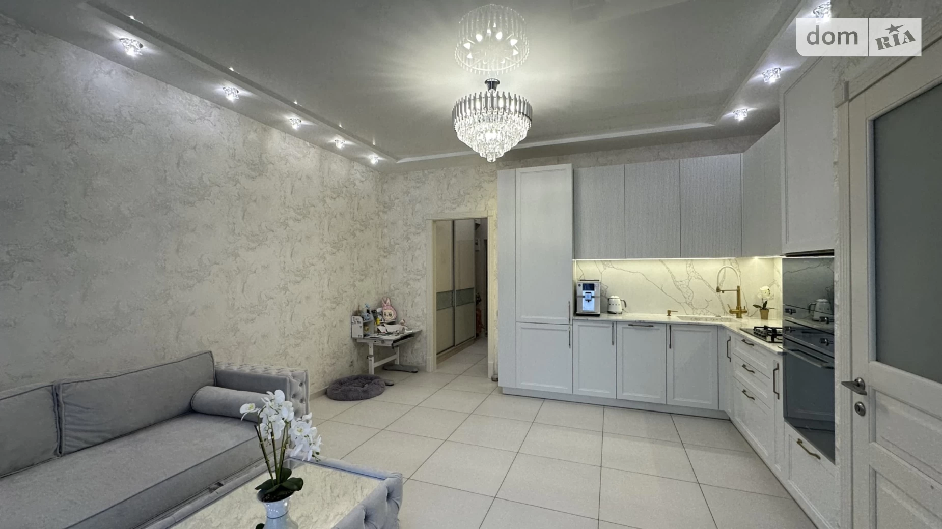 Продается 1-комнатная квартира 53 кв. м в Одессе, ул. Вице-адмирала Азарова, 6 - фото 5