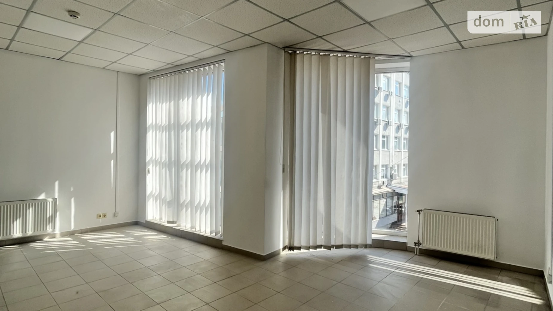 Сдается в аренду офис 27 кв. м в бизнес-центре, цена: 270 $ - фото 3