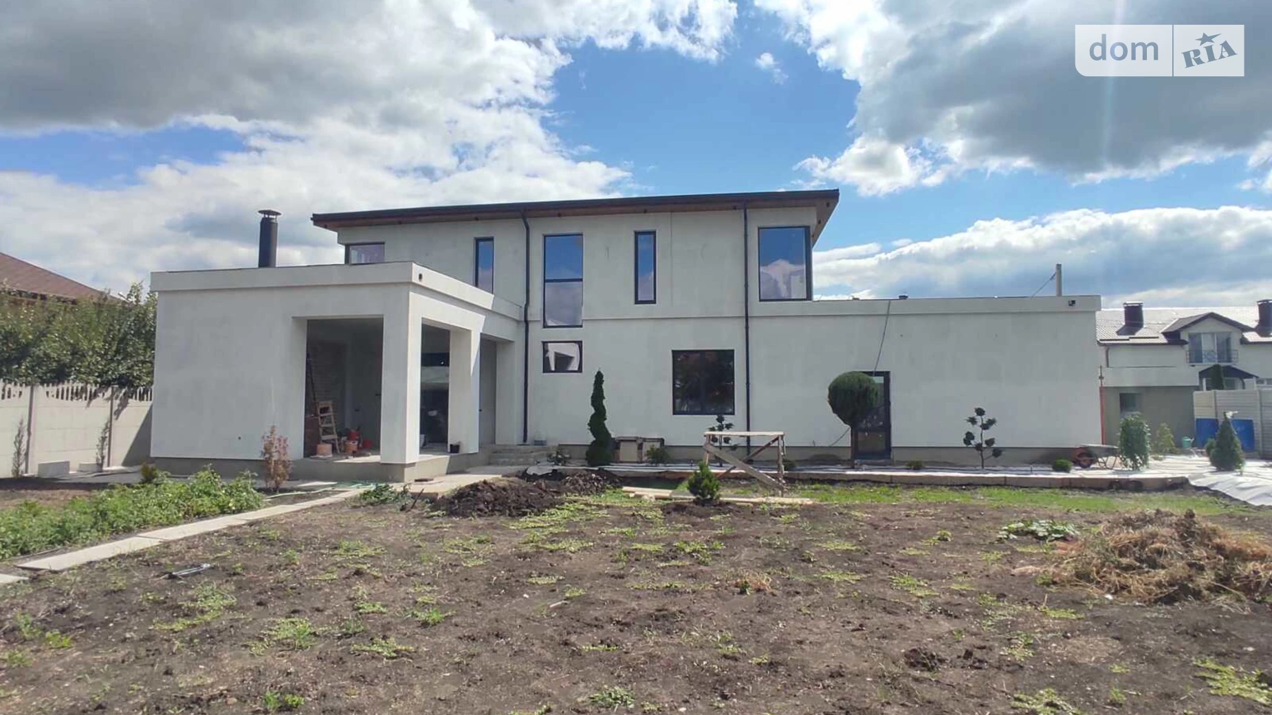 Продается дом на 2 этажа 200 кв. м с подвалом, цена: 250000 $ - фото 5