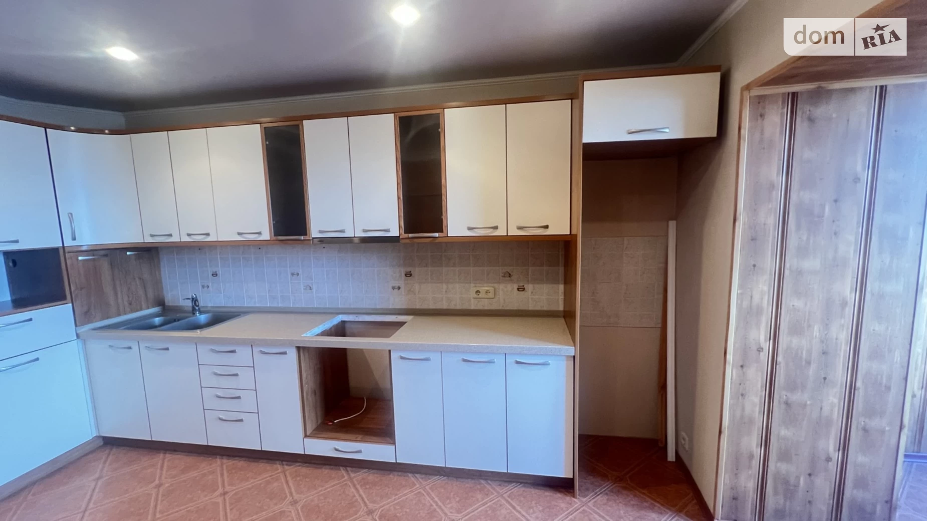 Продается 3-комнатная квартира 90.4 кв. м в Киеве, ул. Драгоманова, 44А - фото 5