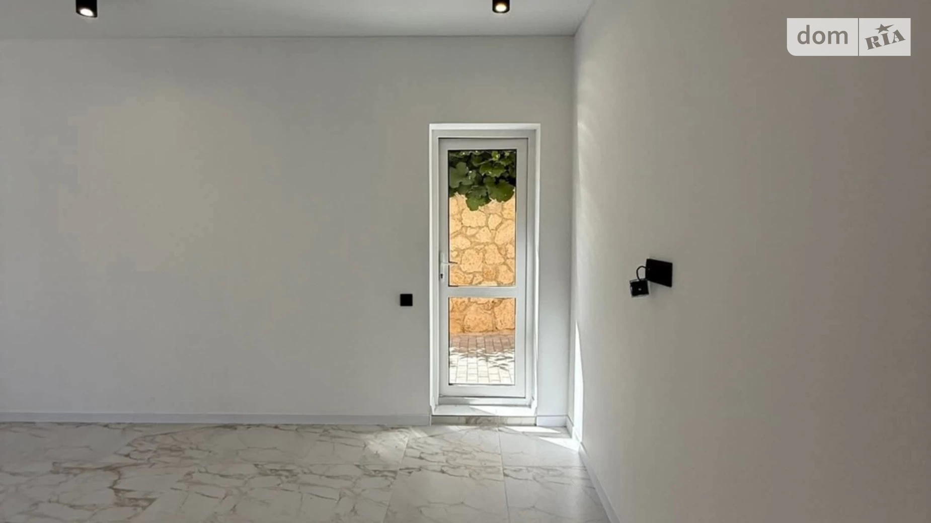 Продается 3-комнатная квартира 67.8 кв. м в Кременце, ул. Козубского, 5 - фото 5