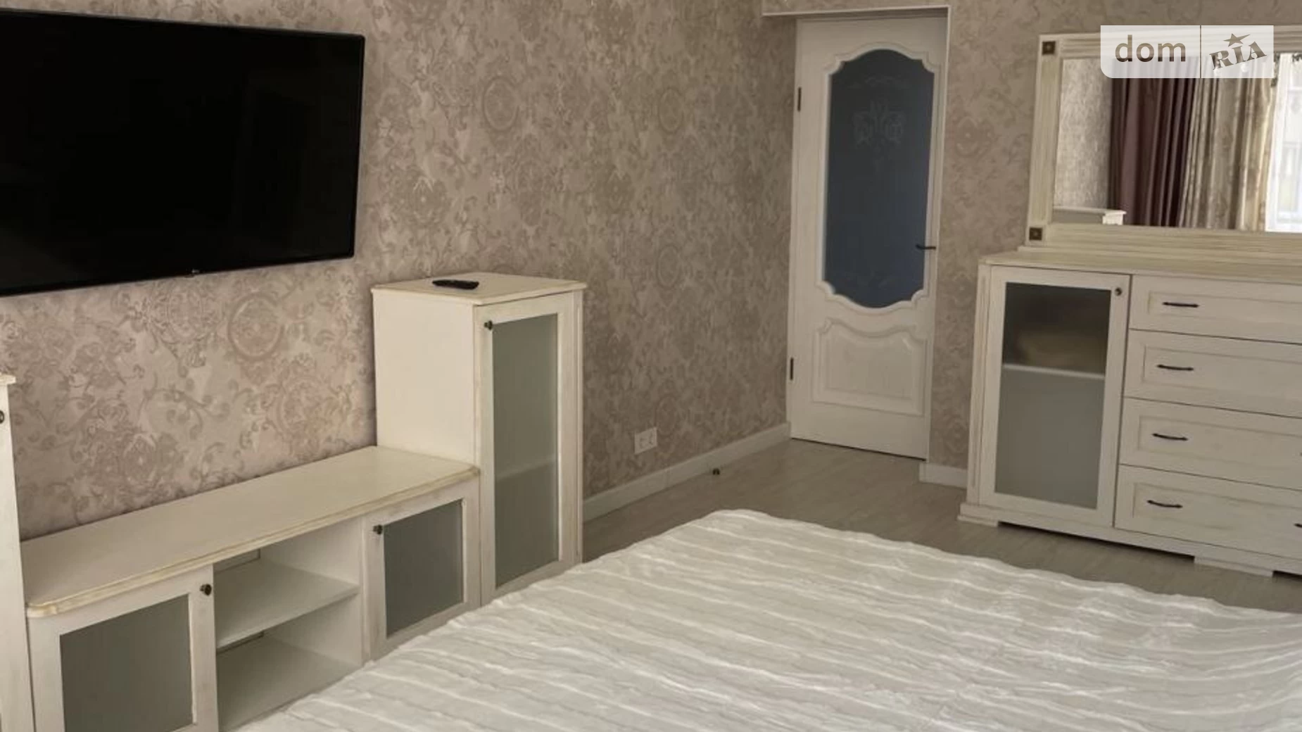 Продается 2-комнатная квартира 73.3 кв. м в Львове, ул. Железнодорожная, 7П - фото 5