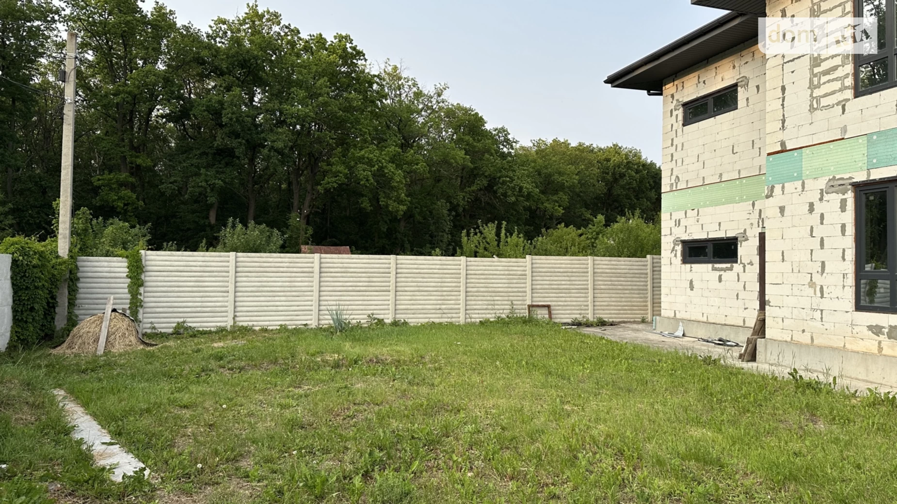 Продается дом на 2 этажа 220 кв. м с камином, цена: 150000 $ - фото 4