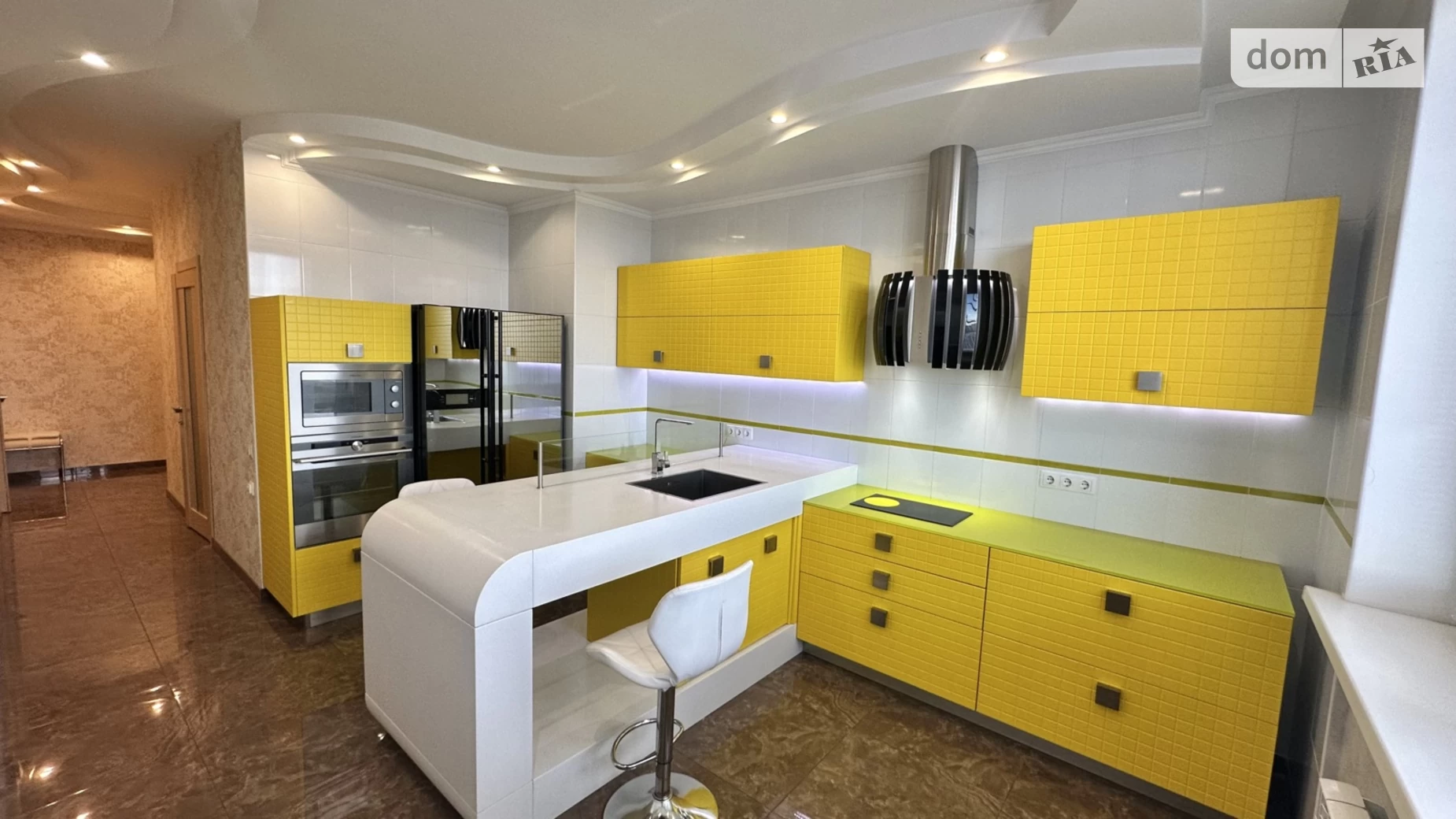 Продається 1-кімнатна квартира 57 кв. м у Києві, просп. Петра Григоренка, 22/20 - фото 2