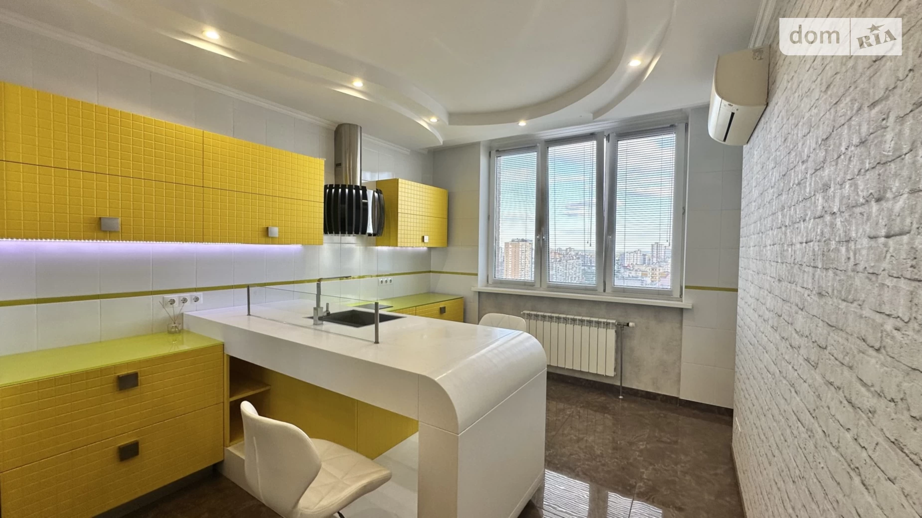 Продається 1-кімнатна квартира 57 кв. м у Києві, просп. Петра Григоренка, 22/20 - фото 5