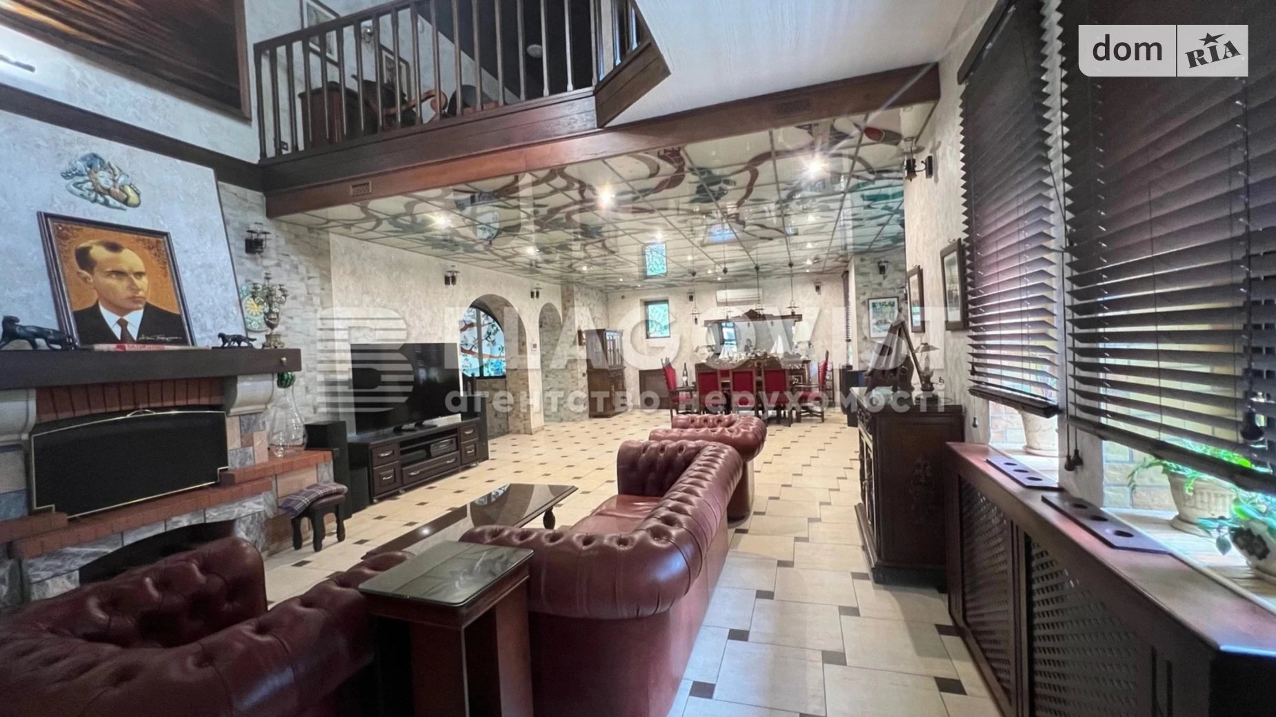 Сдается в аренду дом на 3 этажа 381.1 кв. м с террасой, цена: 4500 $ - фото 2