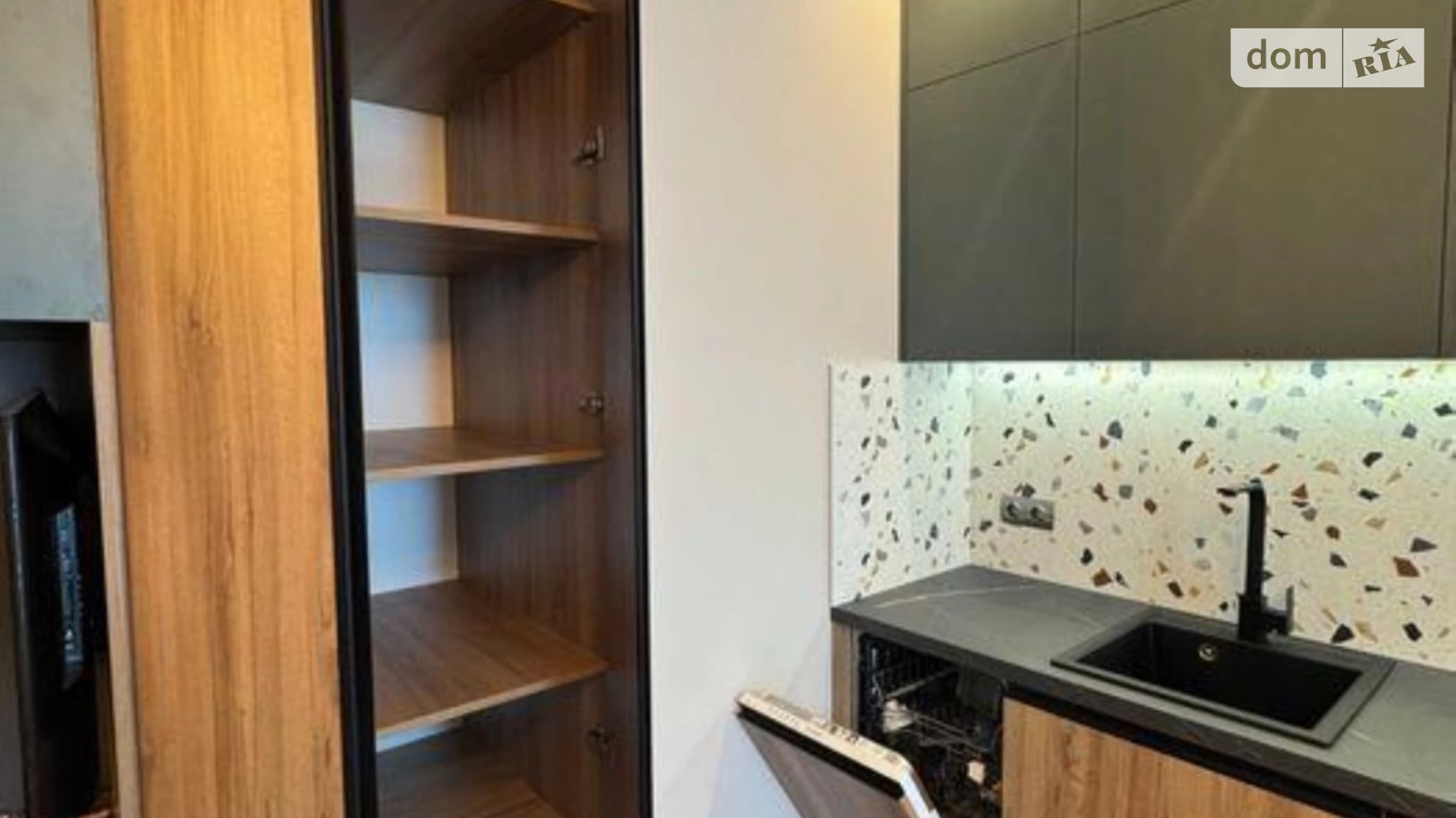 Продается 1-комнатная квартира 37 кв. м в Киеве, ул. Васильковская, 37 - фото 4