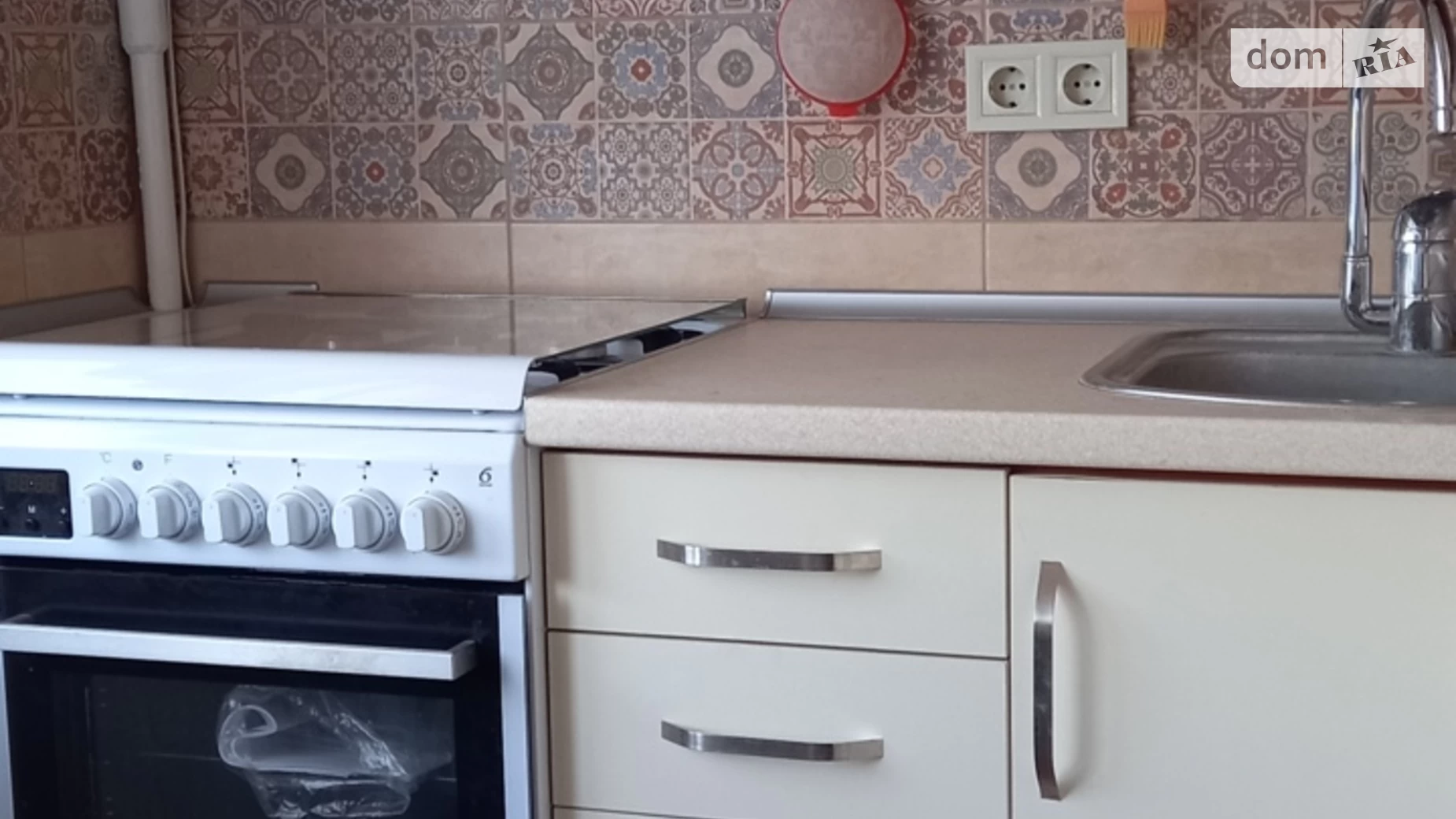 Продається 3-кімнатна квартира 65 кв. м у Харкові, вул. Нескорених(Героїв Праці), 68 - фото 2