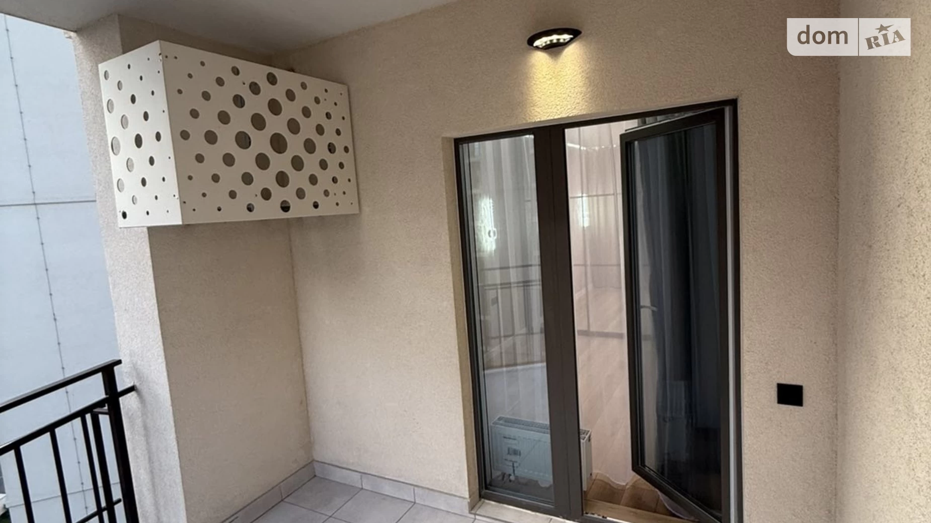 Продается 1-комнатная квартира 41 кв. м в Одессе, ул. Краснова, 1Б - фото 2