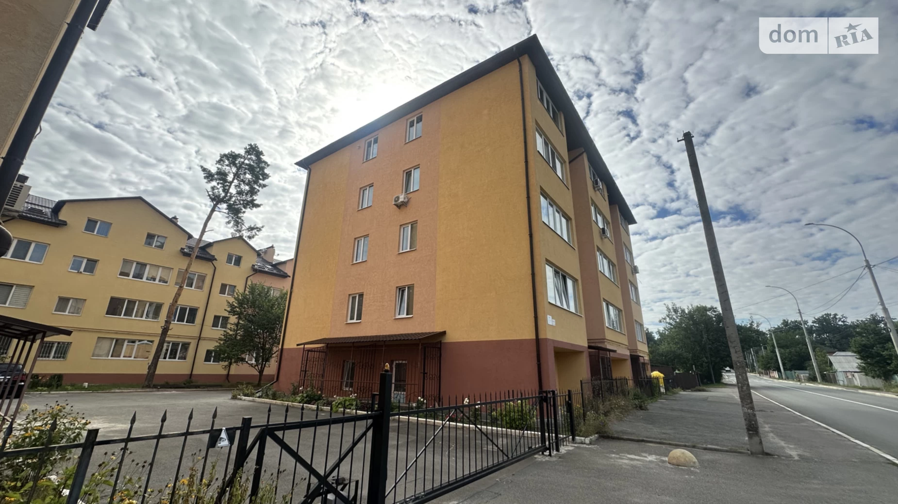 Продается 2-комнатная квартира 59.4 кв. м в Ирпене, ул. Степановская, 10А - фото 2