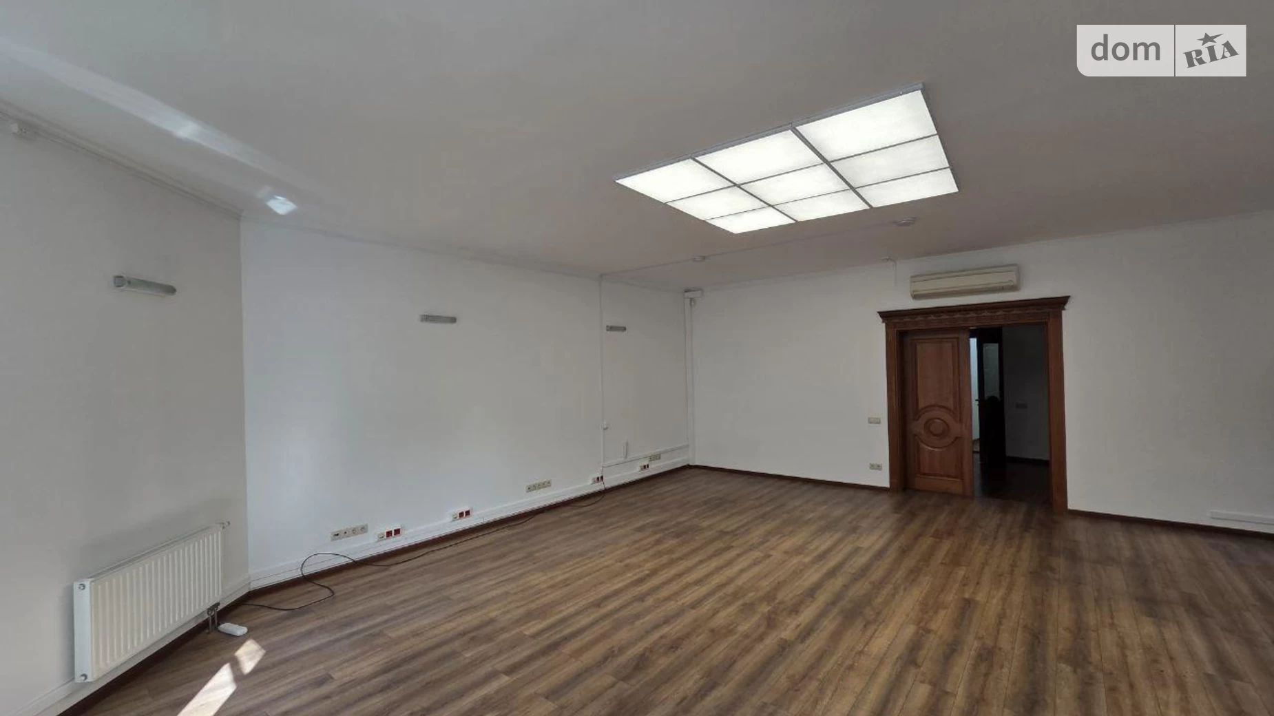 Сдается в аренду офис 230 кв. м в бизнес-центре, цена: 2800 $ - фото 3