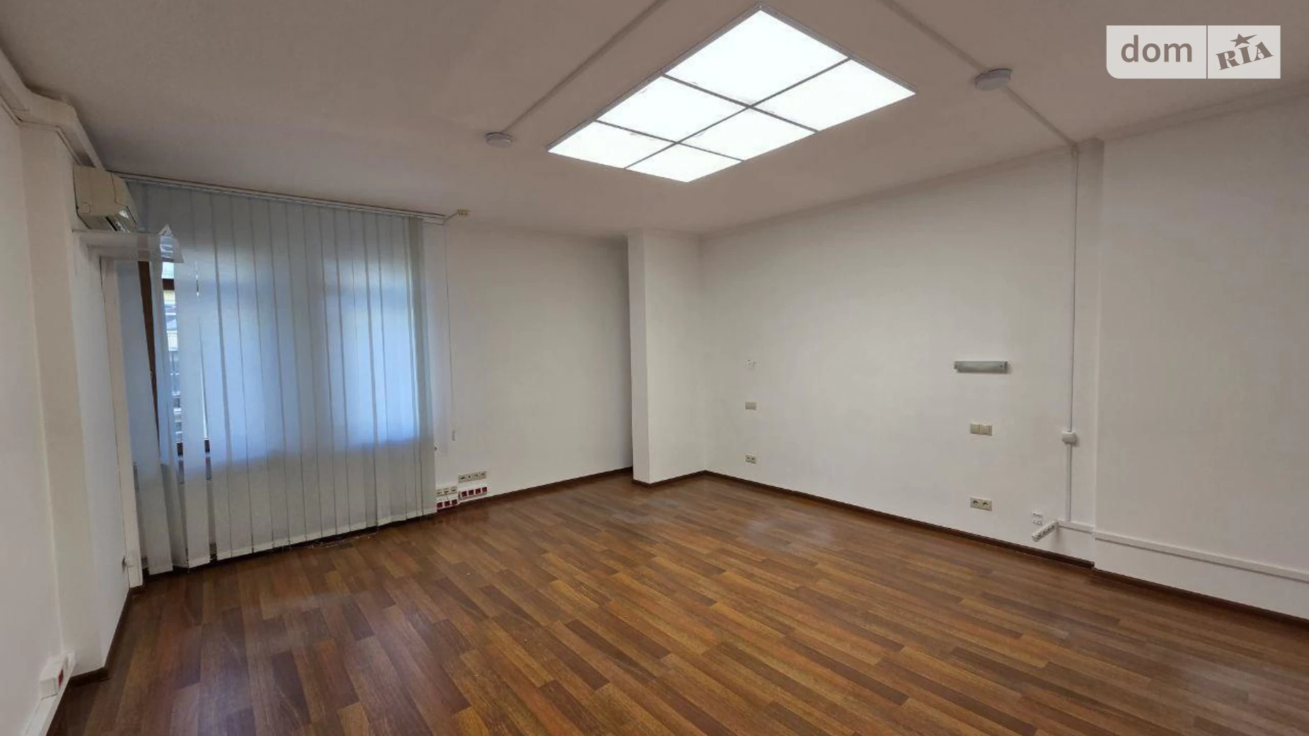 Сдается в аренду офис 230 кв. м в бизнес-центре, цена: 2800 $ - фото 4