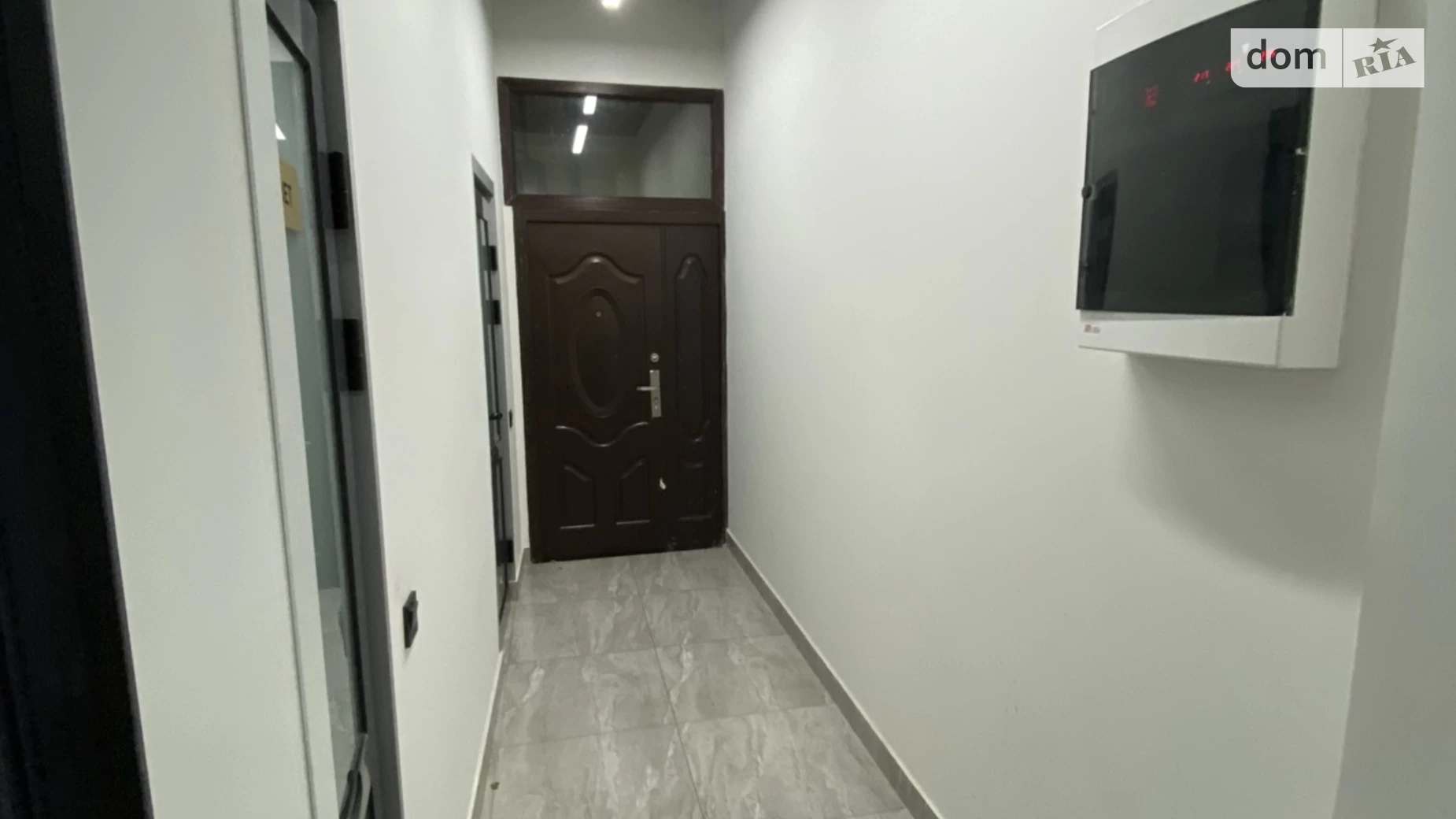 Сдается в аренду офис 240 кв. м в бизнес-центре, цена: 70000 грн - фото 2