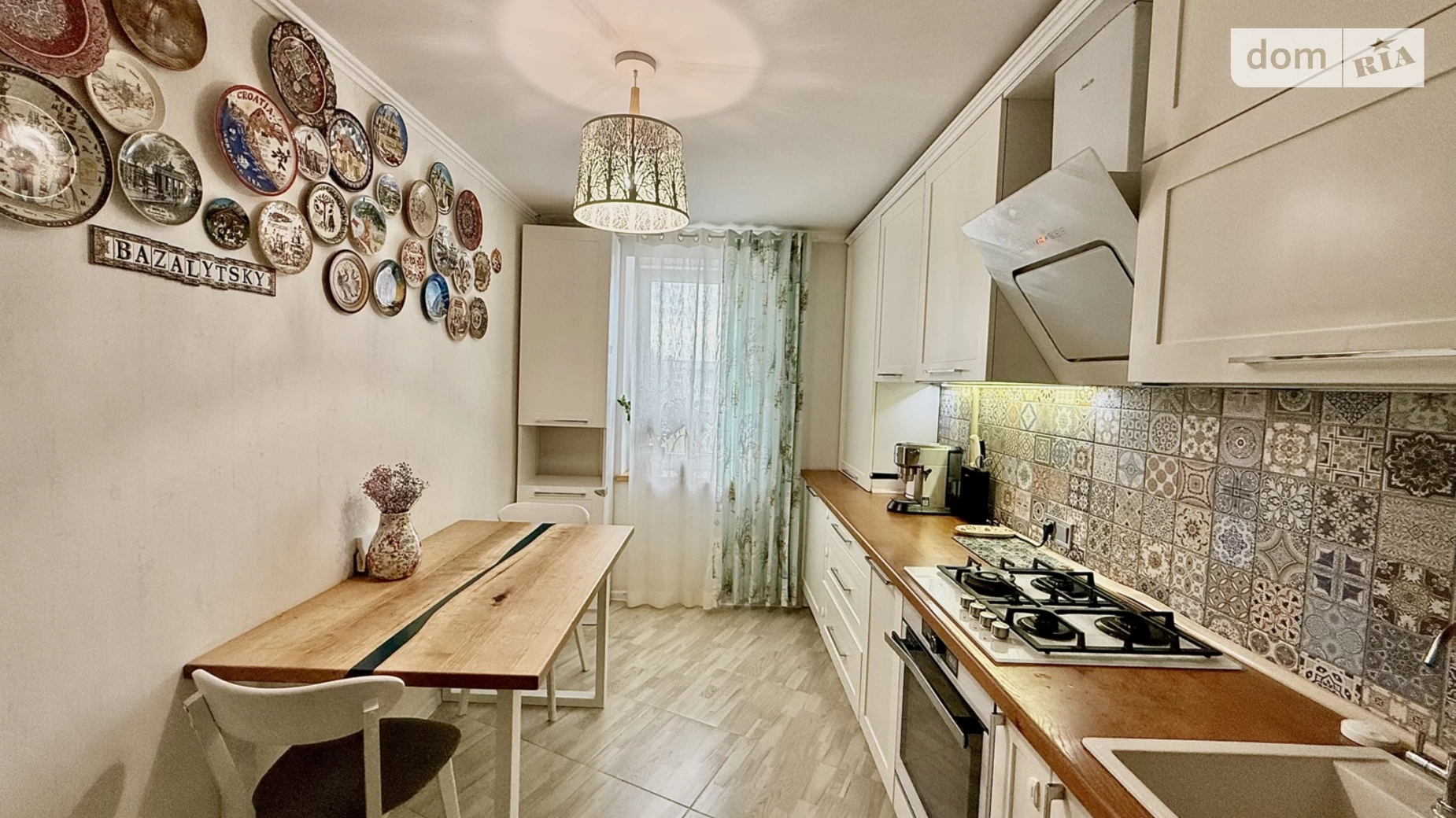 Продається 3-кімнатна квартира 68 кв. м у Вінниці, ул. Павла Корнелюка(Станіславського), 34 - фото 2