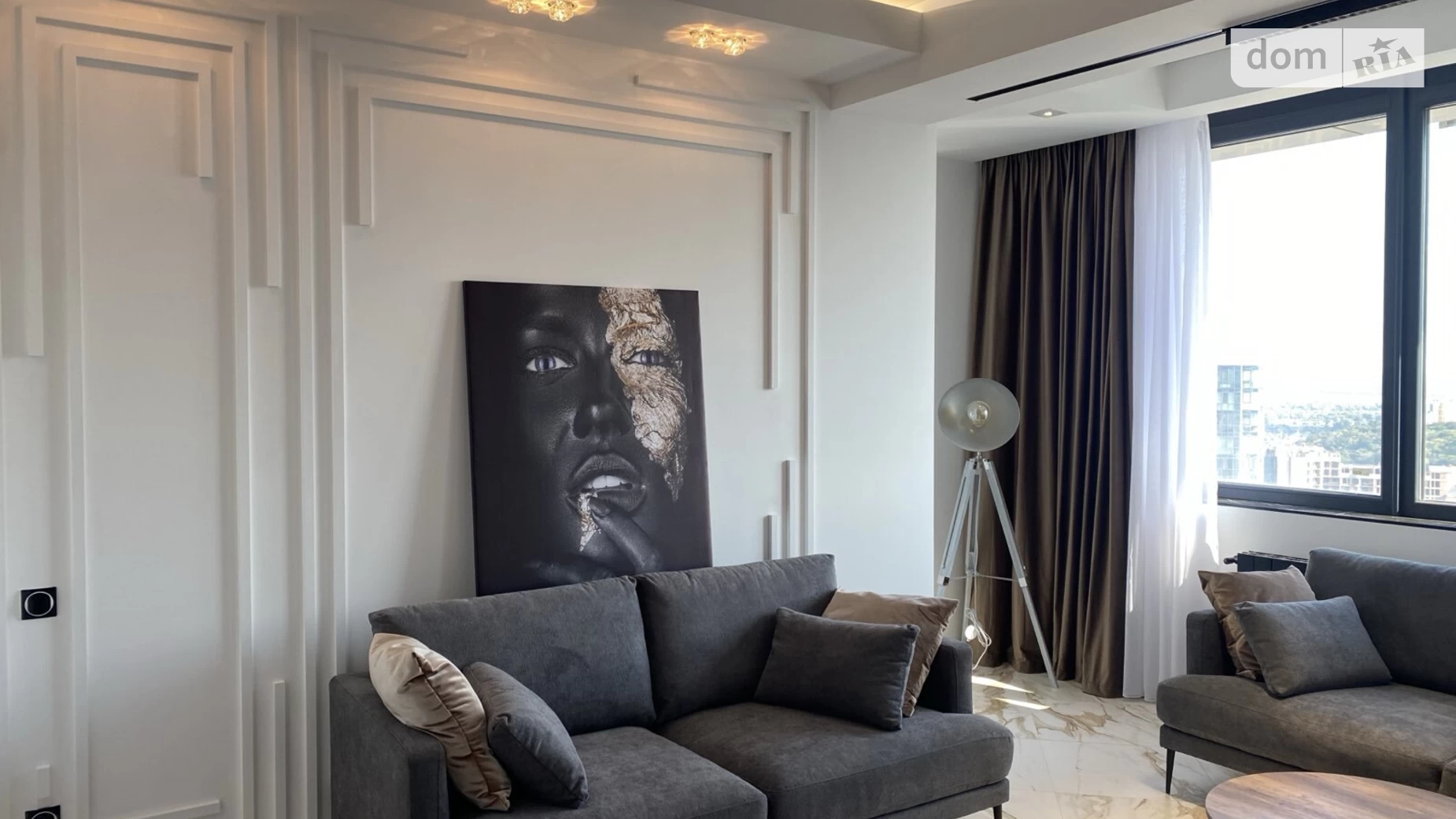 Продается 3-комнатная квартира 73 кв. м в Киеве, ул. Андрея Верхогляда(Драгомирова), 14А - фото 2