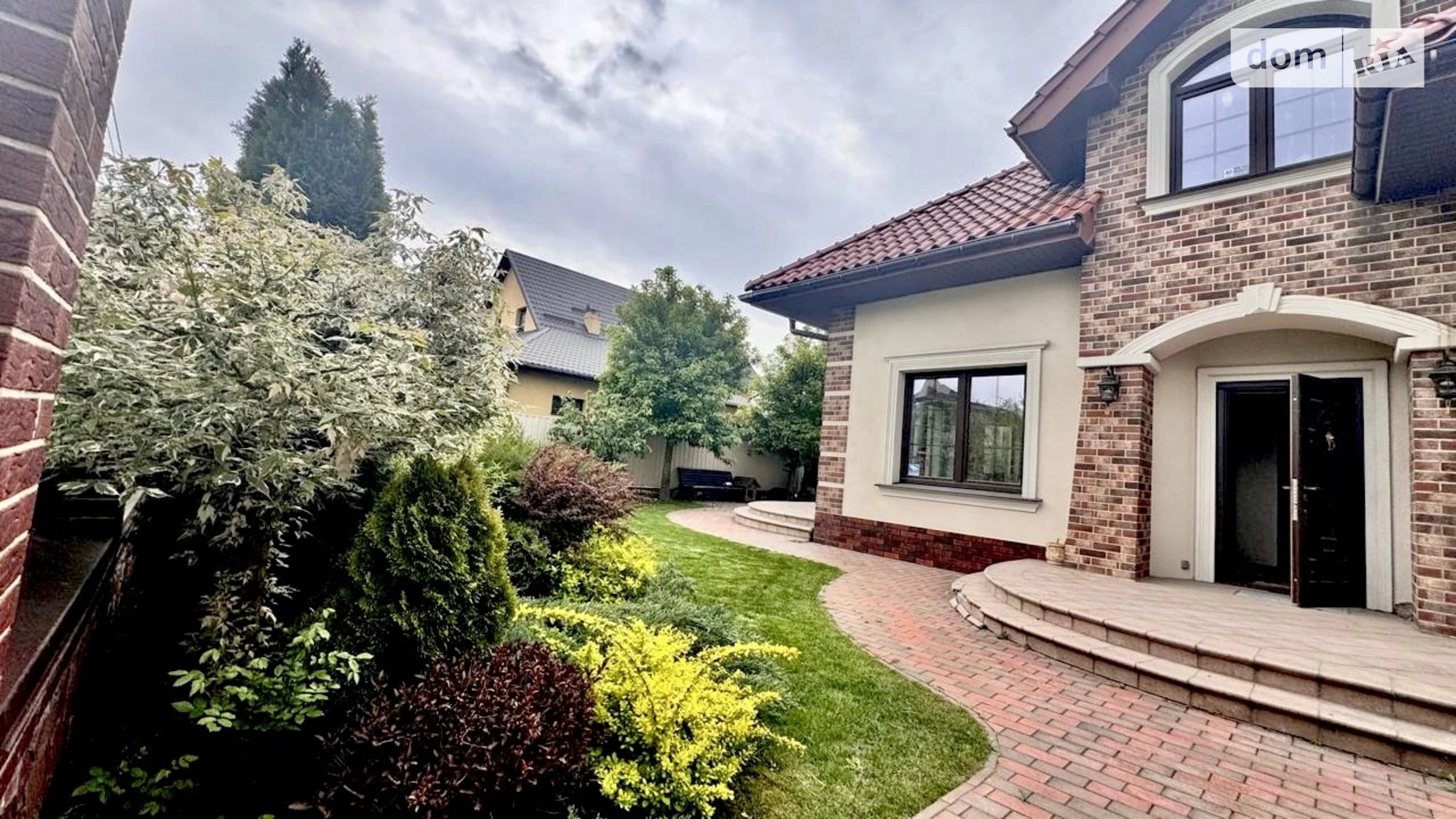 Сдается в аренду дом на 2 этажа 120 кв. м с подвалом, цена: 1500 $ - фото 2
