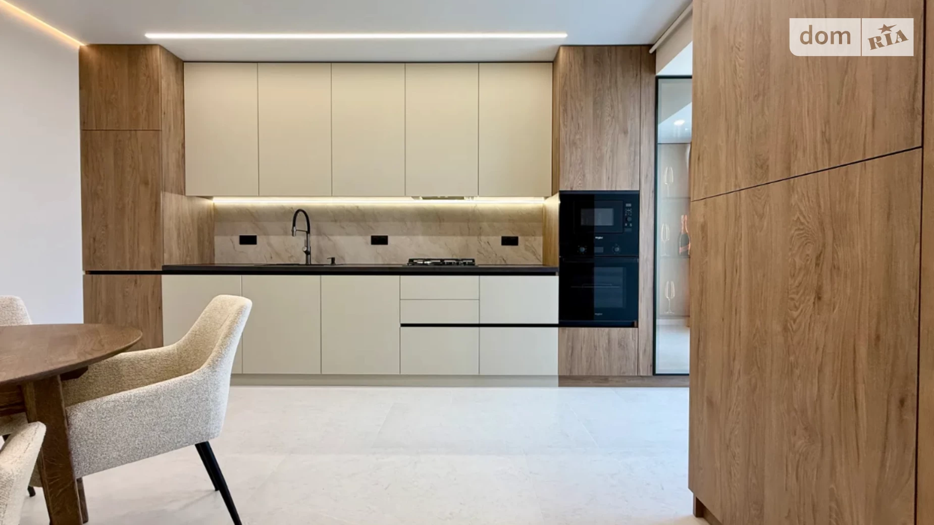 Продається 2-кімнатна квартира 54 кв. м у Івано-Франківську, вул. Миру, 100 - фото 2