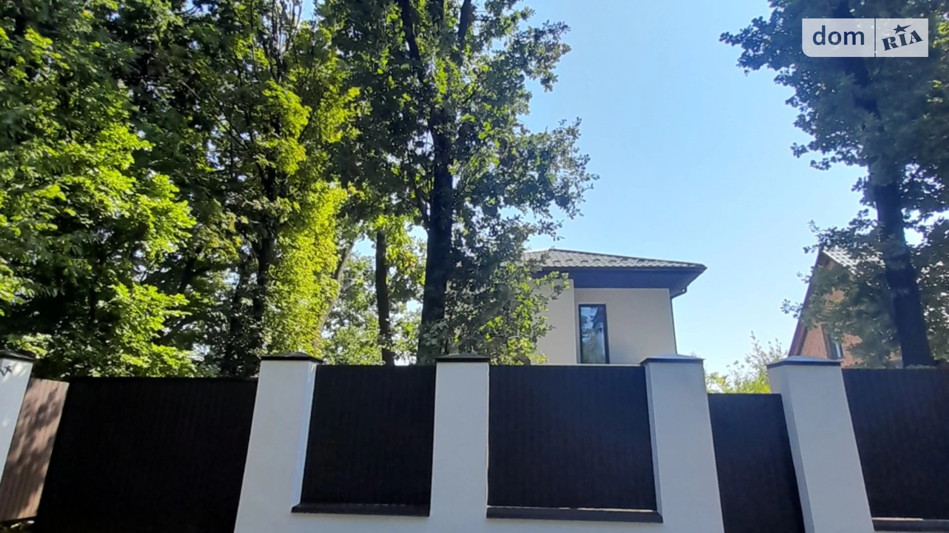 Продается дом на 2 этажа 131 кв. м с садом, цена: 125000 $ - фото 3