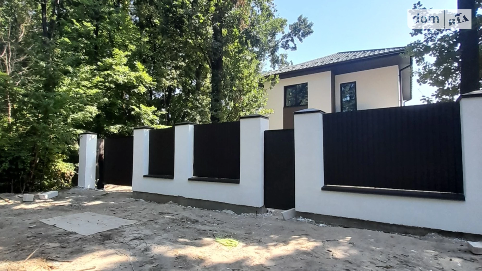 Продается дом на 2 этажа 131 кв. м с садом, цена: 125000 $ - фото 4