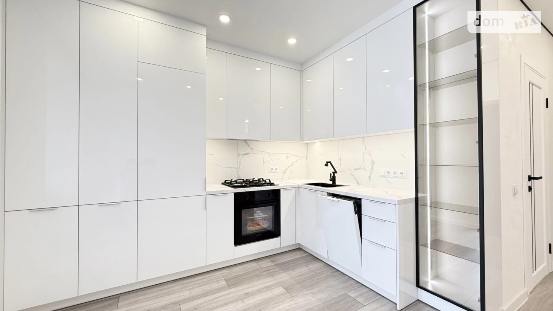 Продається 1-кімнатна квартира 42.5 кв. м у Рівному, вул. Студентська, 24А - фото 2