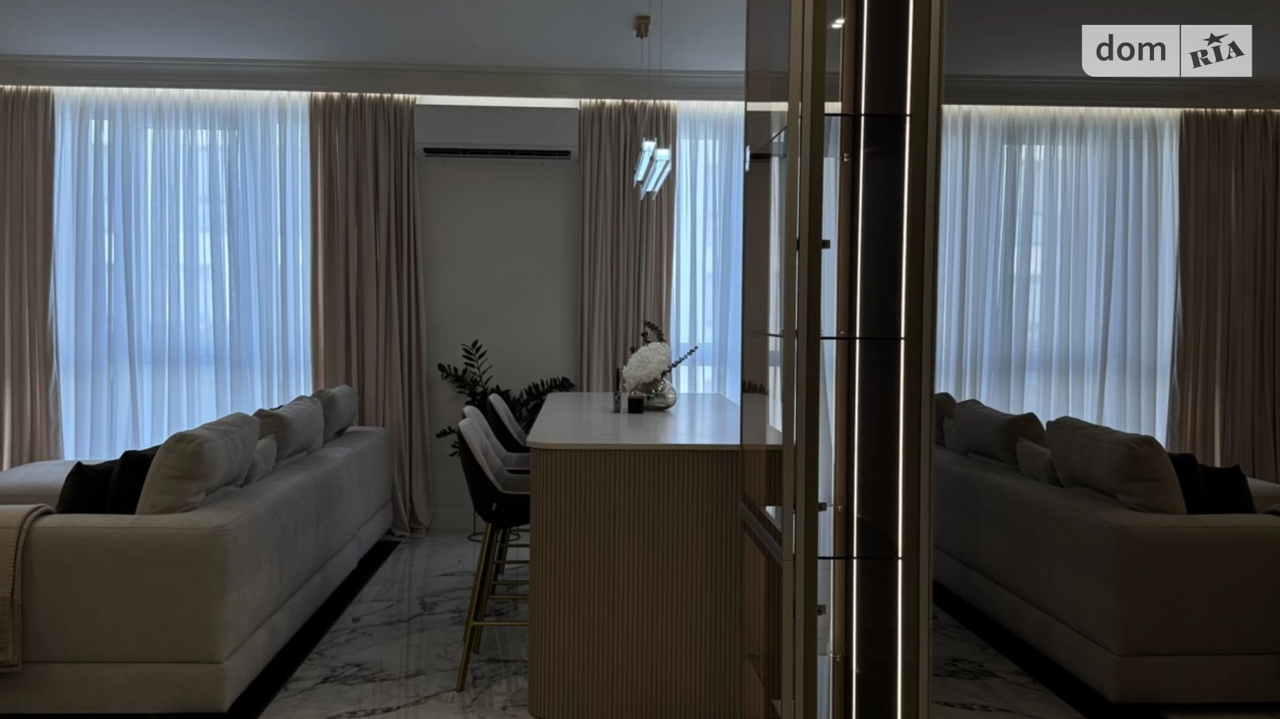 Продається 3-кімнатна квартира 100 кв. м у Минаї, вул. Августина Волошина, 16 - фото 2