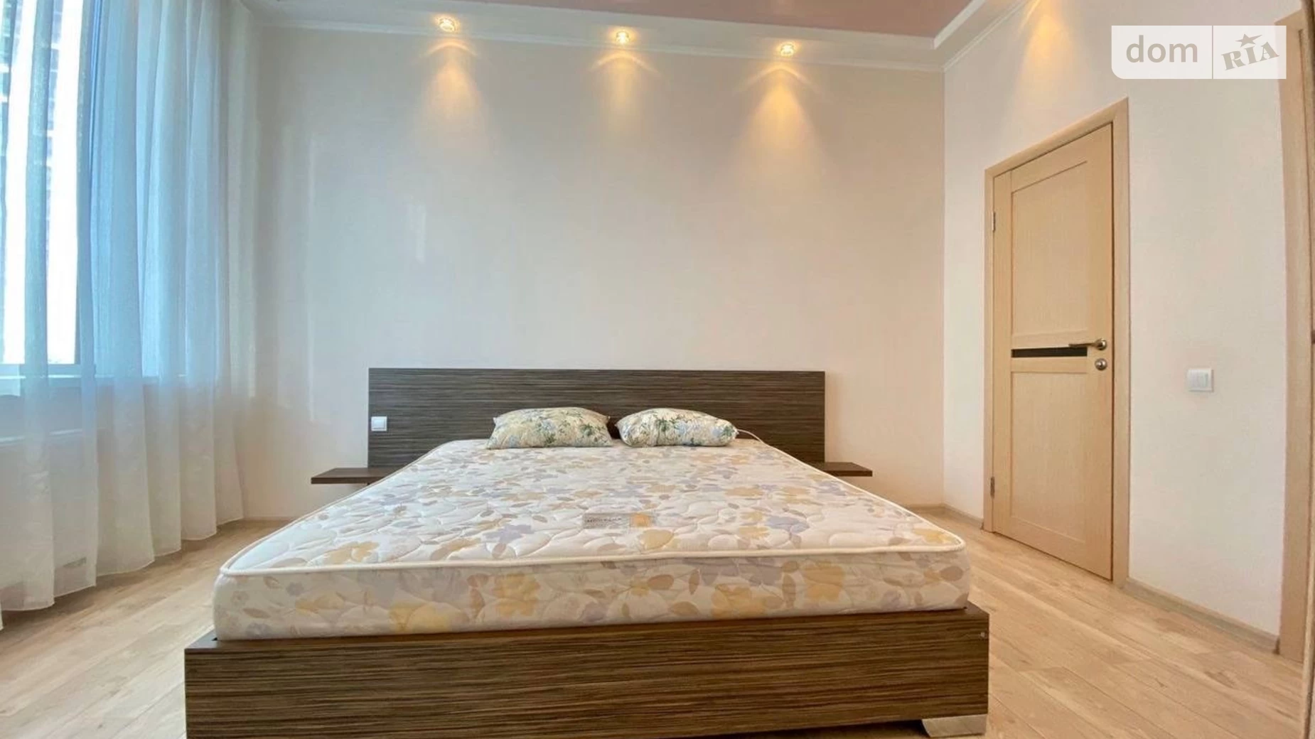 Сдается в аренду 2-комнатная квартира 70 кв. м в Днепре, ул. Симферопольская - фото 4