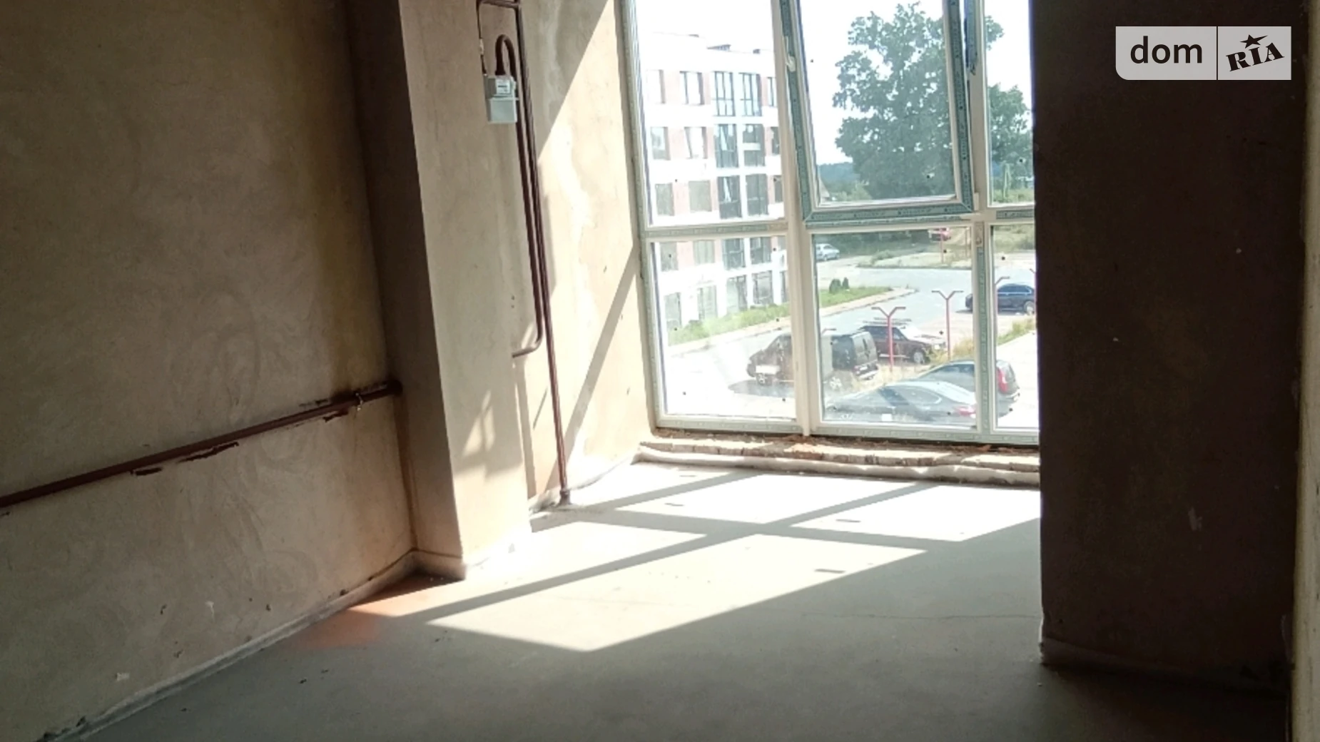 Продается 1-комнатная квартира 41 кв. м в Гостомеле, ул. Молодежная, 11/6 - фото 3