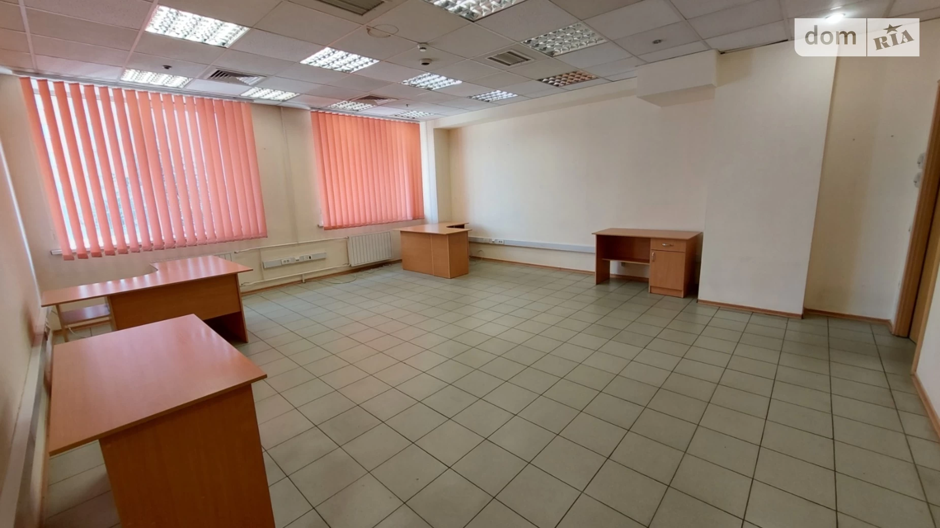 Сдается в аренду офис 37.91 кв. м в бизнес-центре, цена: 11373 грн - фото 2