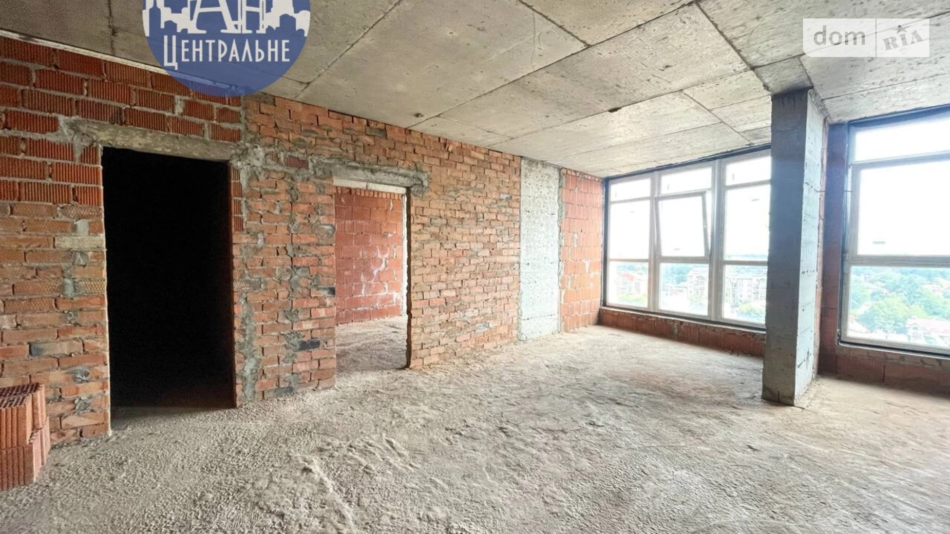 Продается 3-комнатная квартира 125 кв. м в Черновцах, ул. Буковинская, 33 - фото 4