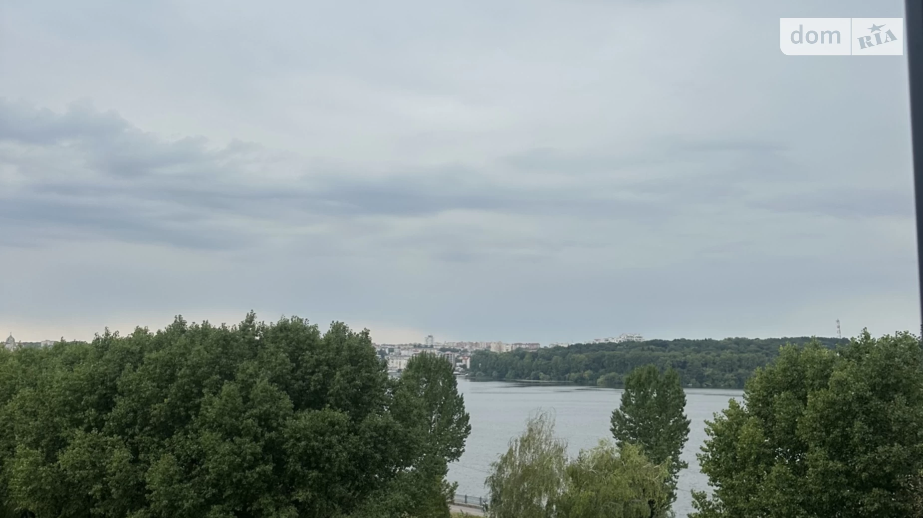 1-комнатная квартира 49.3 кв. м в Тернополе, ул. Билецкая, 30 - фото 2