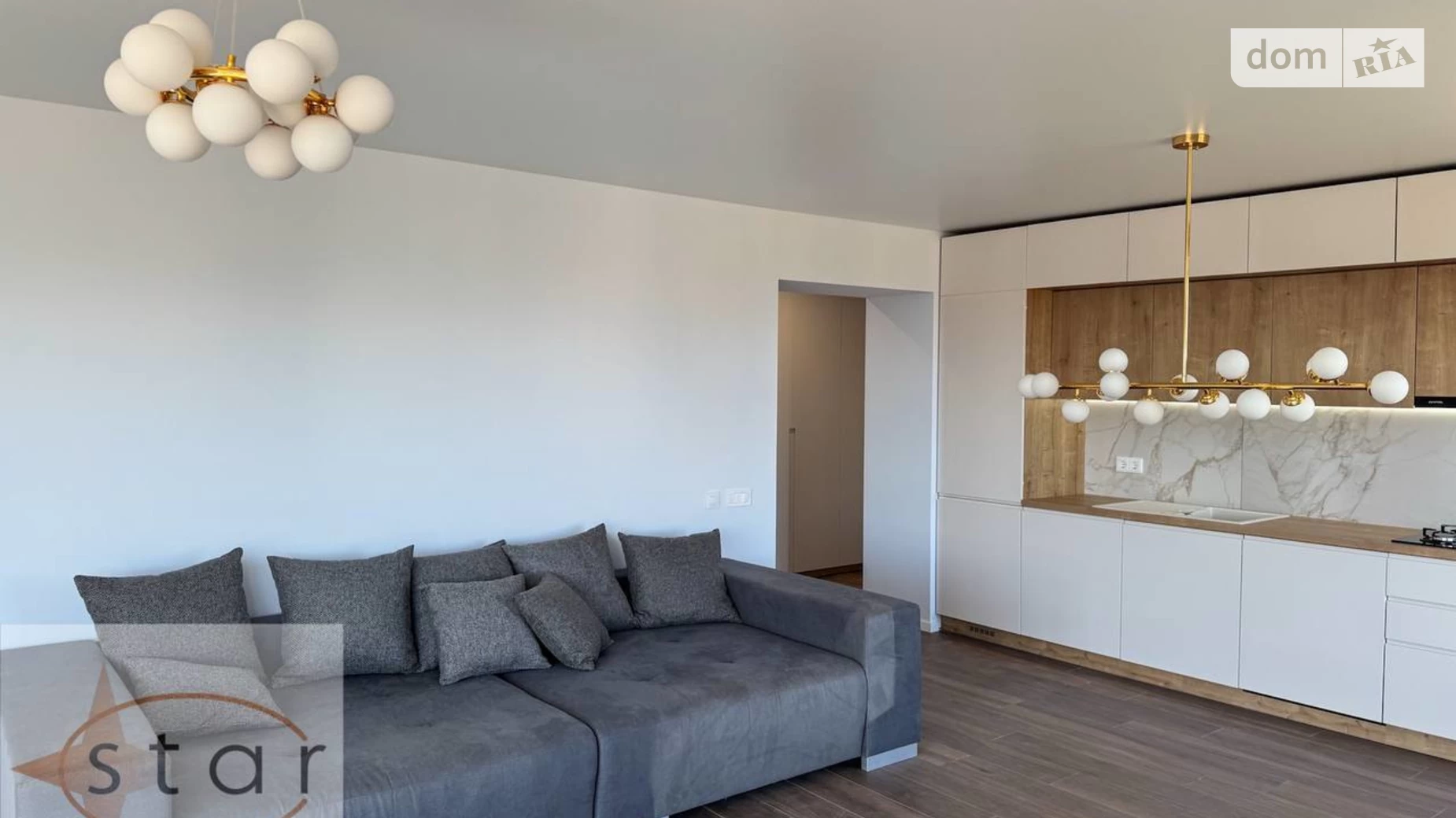 Продается 2-комнатная квартира 89.8 кв. м в Чернигове, ул. Независимости, 21 - фото 3