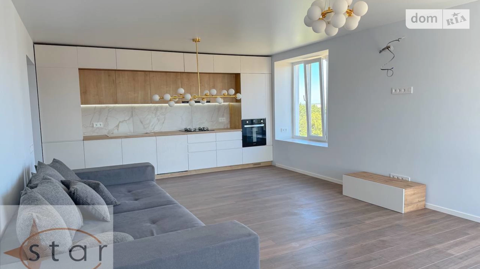 Продается 2-комнатная квартира 89.8 кв. м в Чернигове, ул. Независимости, 21 - фото 4