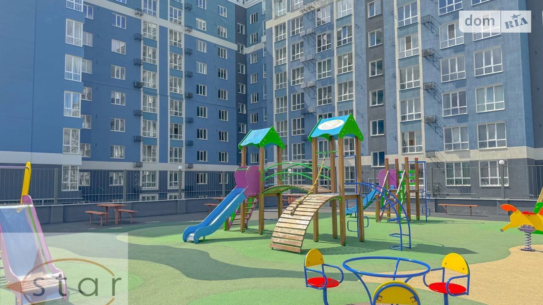 Продается 3-комнатная квартира 99 кв. м в Чернигове, ул. Авиаторов, 42В - фото 5