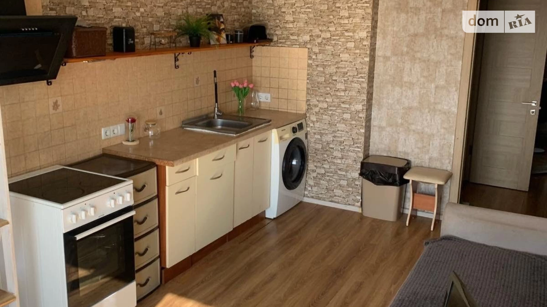 Продается 2-комнатная квартира 47 кв. м в Одессе, ул. Марсельская, 46 корпус 1 - фото 2