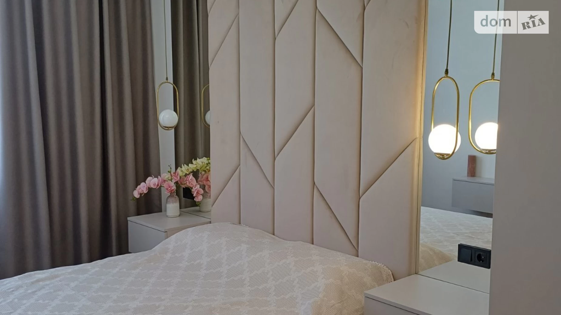 Продается 2-комнатная квартира 60 кв. м в Одессе, ул. Краснова, 1А - фото 2