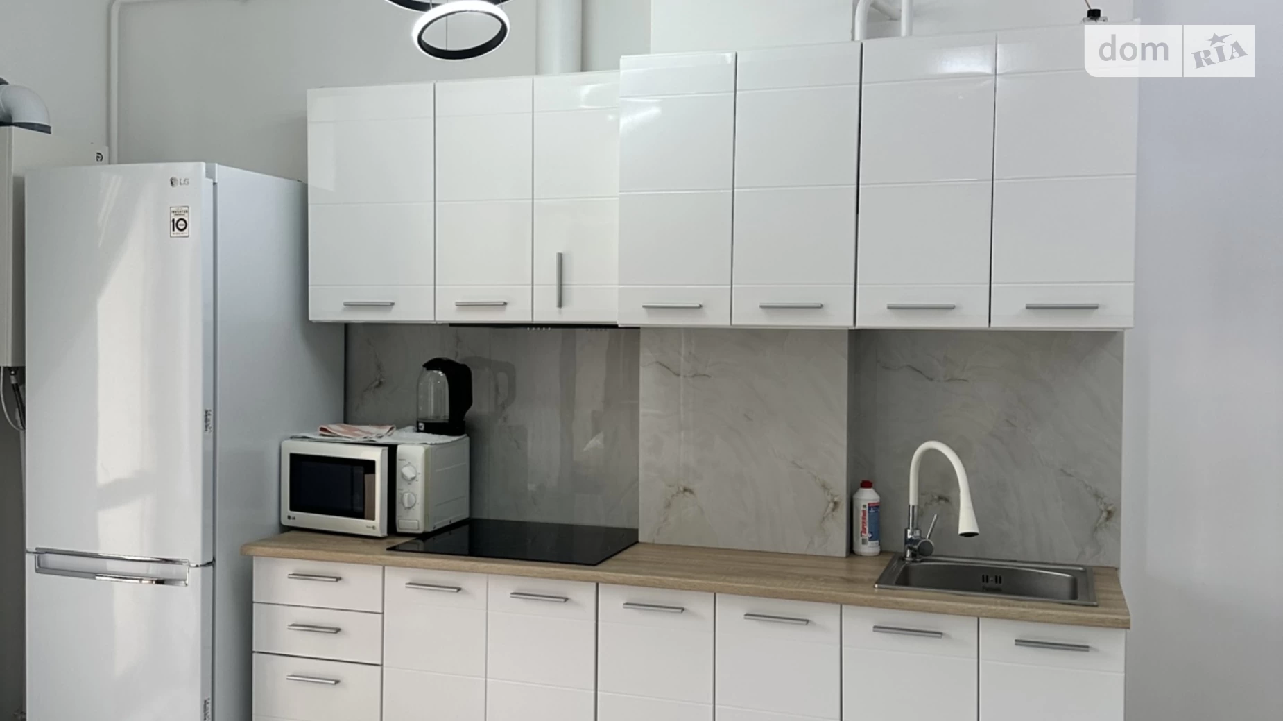 Сдается в аренду 1-комнатная квартира 39 кв. м в Одессе, ул. Долгая, 1А - фото 2