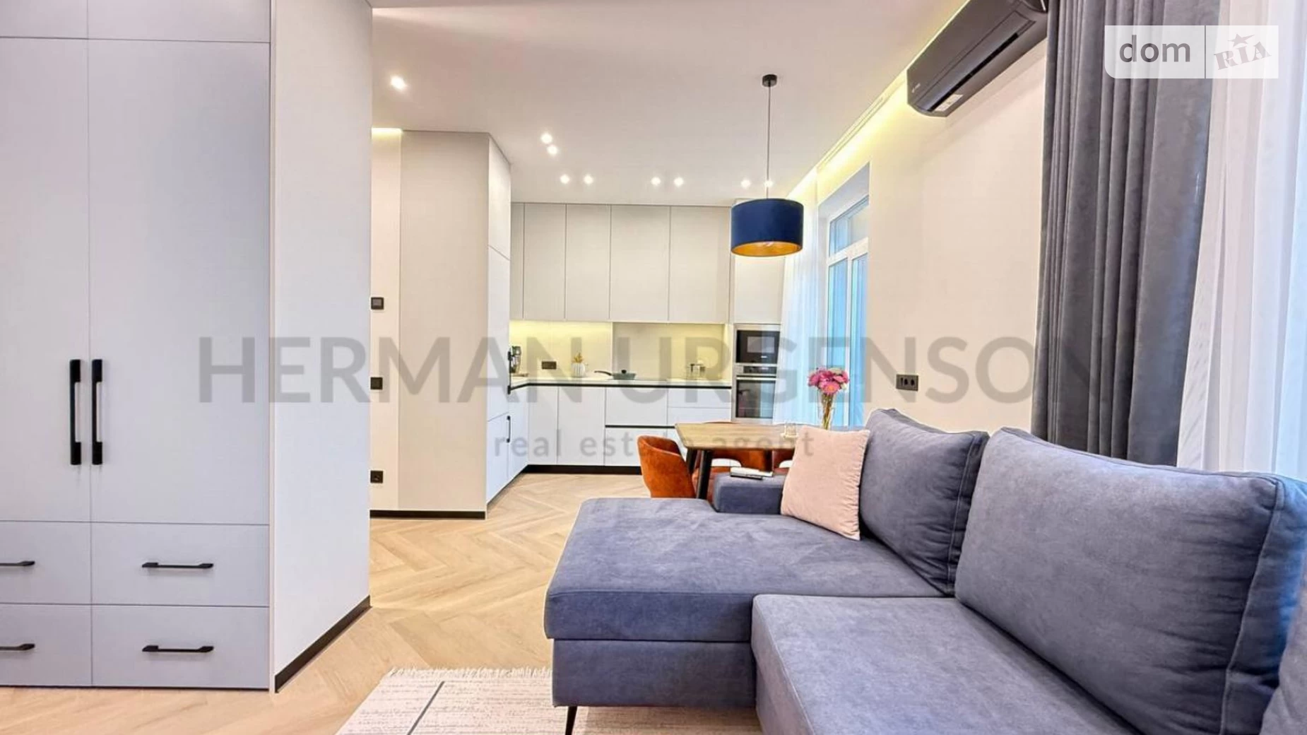 Продается 1-комнатная квартира 38 кв. м в Ужгороде, ул. Русская - фото 2