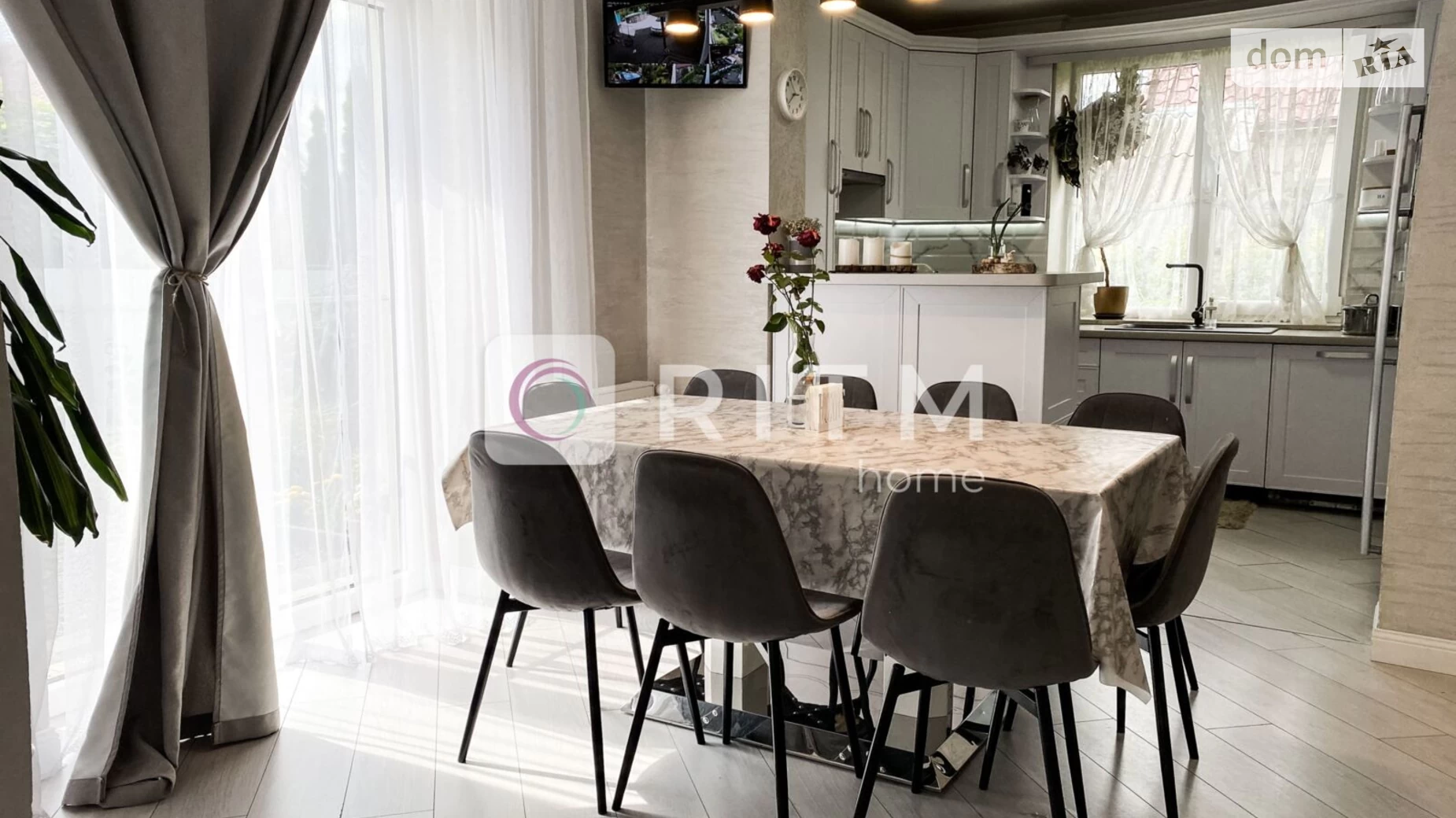 Продается дом на 2 этажа 165 кв. м с бассейном, цена: 170000 $ - фото 4
